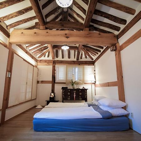 Cheong Yeon Jae Hanok Hotel Seoel Buitenkant foto