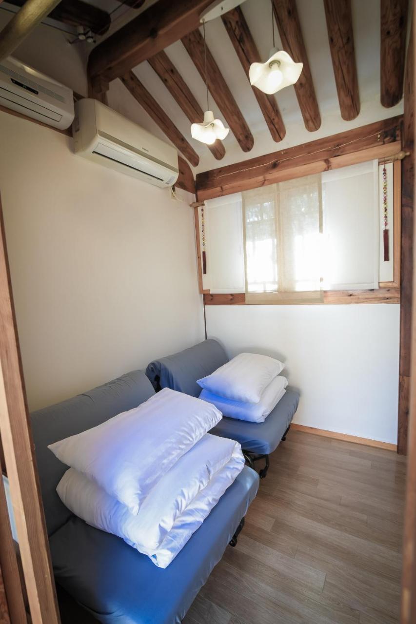 Cheong Yeon Jae Hanok Hotel Seoel Buitenkant foto