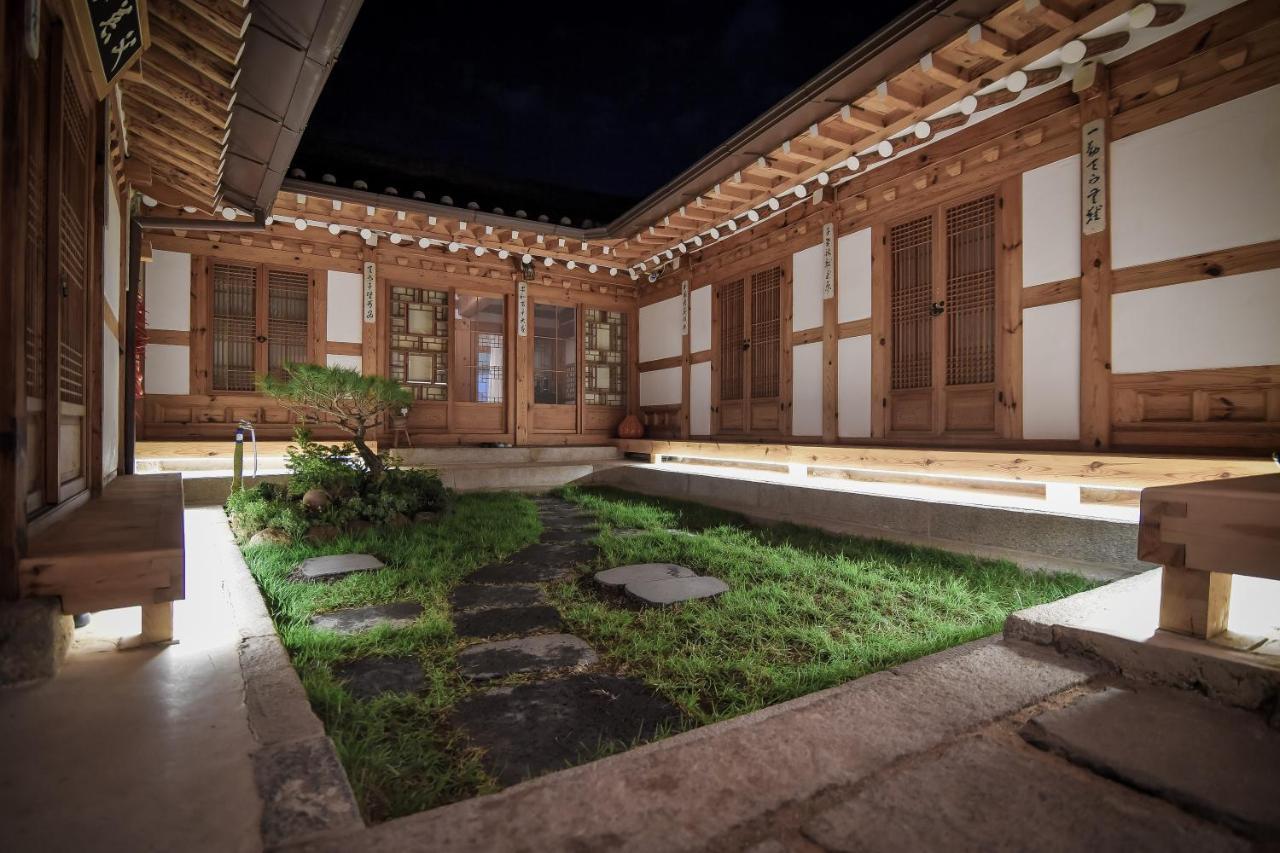 Cheong Yeon Jae Hanok Hotel Seoel Buitenkant foto